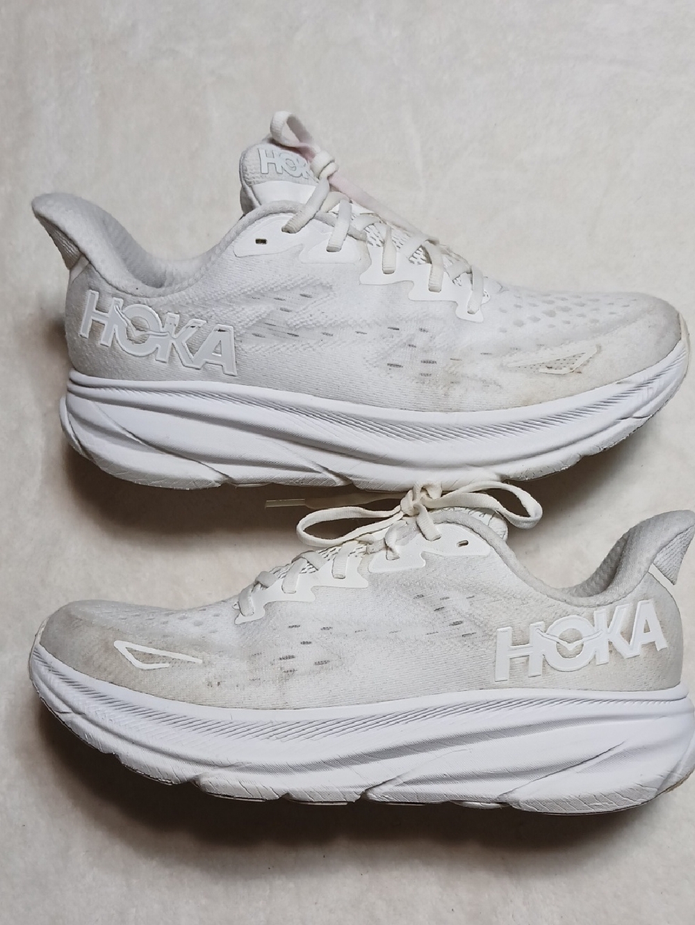 Hoka One One  Clifton 9 Running Training Shoes Size 10.5 D Mens